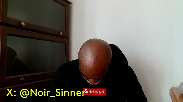 sinnernoir online show from April 26, 2026, 8:06 pm