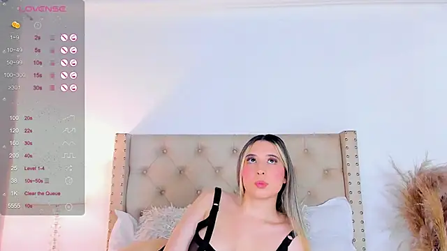 Snapshot of marilynrossy chatting on January 3, 2025, 1:59 am marilynrossy online show from January 3, 2025, 1:59 am