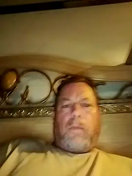 Rayc61 online show from May 5, 2026, 6:21 am