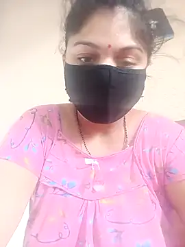 Cute-Aadhvita online show from April 29, 2026, 1:53 am