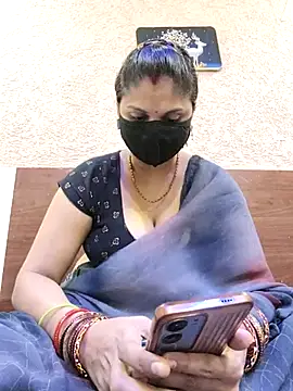Snapshot of Cute-Aadhvita chatting on July 8, 2026, 4:22 pm Cute-Aadhvita online show from July 8, 2026, 4:22 pm
