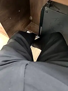 Snapshot of Kakabiraji chatting on December 18, 2024, 9:14 am Kakabiraji online show from December 18, 2024, 9:14 am