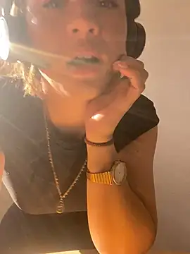 Snapshot of ImImmy chatting on March 5, 2025, 9:49 am ImImmy online show from March 5, 2025, 9:49 am