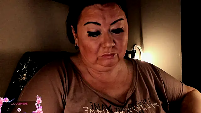 Snapshot of SexxyDreams1 chatting on September 15, 2025, 6:13 am SexxyDreams1 online show from September 15, 2025, 6:13 am