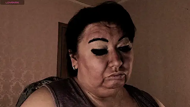 SexxyDreams1 online show from February 16, 2026, 6:53 am