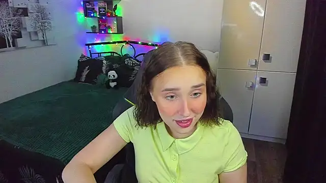 LinaTruly online show from March 2, 2026, 10:16 pm