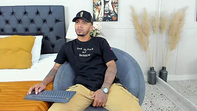 Robin Rief online show from February 26, 2025, 3:21 am