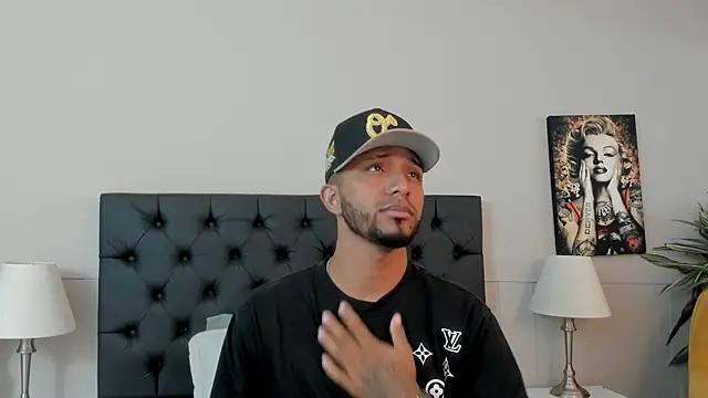 Robin Rief online show from September 29, 2025, 3:22 am