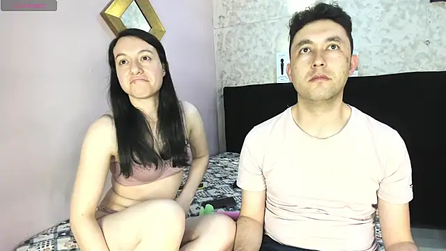 JeremmyAndStacy online show from September 30, 2025, 9:42 pm