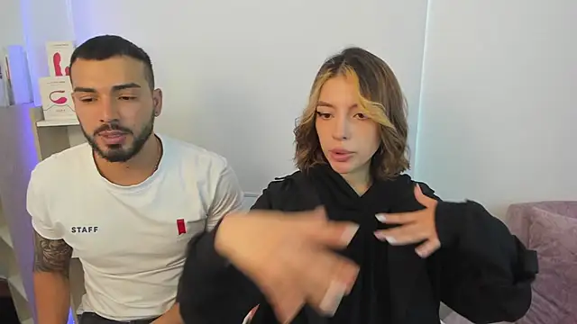 Snapshot of savage_sweethearts chatting on January 23, 2025, 4:48 pm savage sweethearts online show from January 23, 2025, 4:48 pm