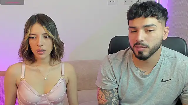 Snapshot of savage_sweethearts chatting on September 9, 2025, 1:38 am savage sweethearts online show from September 9, 2025, 1:38 am