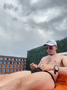 adam-rivera online show from December 22, 2024, 7:10 pm