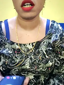 Snapshot of Haniya-143 chatting on September 10, 2025, 10:32 pm Haniya-143 online show from September 10, 2025, 10:32 pm