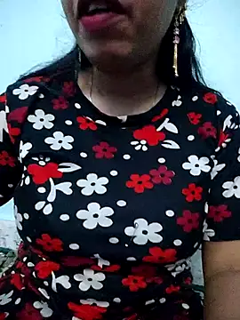 Snapshot of Haniya-143 chatting on November 15, 2025, 12:52 am Haniya-143 online show from November 15, 2025, 12:52 am