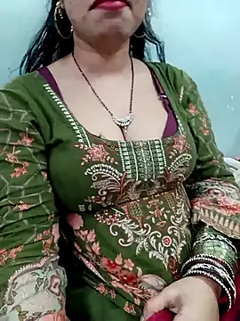 Haniya-143 online show from December 20, 2025, 9:33 pm