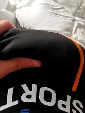 Snapshot of ariel-rick chatting on December 24, 2024, 9:17 am ariel-rick online show from December 24, 2024, 9:17 am