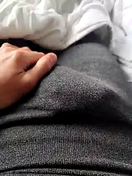 Snapshot of ariel-rick chatting on December 29, 2024, 12:45 pm ariel-rick online show from December 29, 2024, 12:45 pm