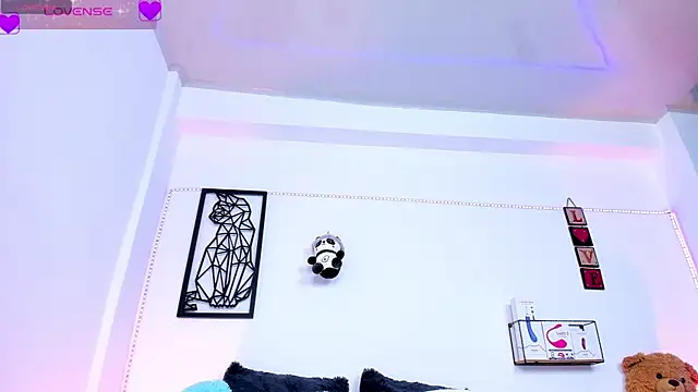 Mari Sweett online show from March 6, 2025, 11:31 pm