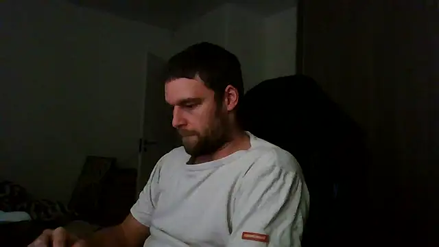 Snapshot of The_big_viking_ chatting on December 18, 2024, 3:00 pm The big viking online show from December 18, 2024, 3:00 pm