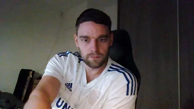 Snapshot of The_big_viking_ chatting on February 5, 2025, 6:59 pm The big viking online show from February 5, 2025, 6:59 pm