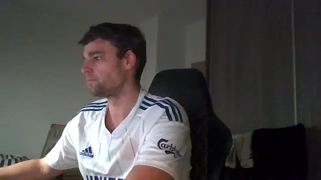 Snapshot of The_big_viking_ chatting on March 12, 2025, 9:56 pm The big viking online show from March 12, 2025, 9:56 pm