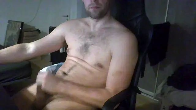 Snapshot of The_big_viking_ chatting on March 13, 2025, 12:59 am The big viking online show from March 13, 2025, 12:59 am