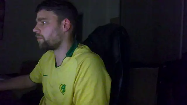 Snapshot of The_big_viking_ chatting on October 21, 2025, 9:37 pm The big viking online show from October 21, 2025, 9:37 pm