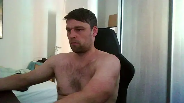 Snapshot of The_big_viking_ chatting on May 19, 2026, 11:05 am The big viking online show from May 19, 2026, 11:05 am