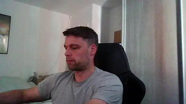 Snapshot of The_big_viking_ chatting on June 21, 2026, 12:30 pm The big viking online show from June 21, 2026, 12:30 pm
