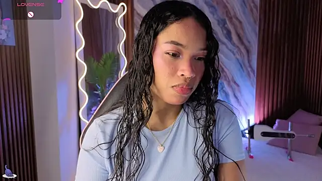 Snapshot of penelope_tay1 chatting on May 9, 2026, 3:01 am penelope tay1 online show from May 9, 2026, 3:01 am