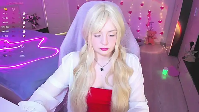 Amy honey angel online show from March 20, 2025, 9:26 am