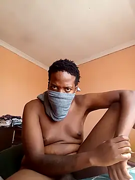 Snapshot of Bigntot chatting on September 22, 2025, 9:22 am Bigntot online show from September 22, 2025, 9:22 am