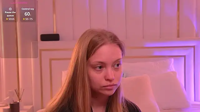 Snapshot of DorisHell chatting on September 9, 2025, 6:07 pm DorisHell online show from September 9, 2025, 6:07 pm