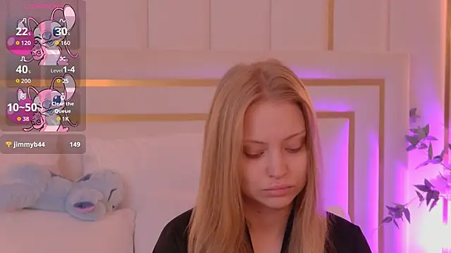 Snapshot of DorisHell chatting on October 23, 2025, 3:06 am DorisHell online show from October 23, 2025, 3:06 am