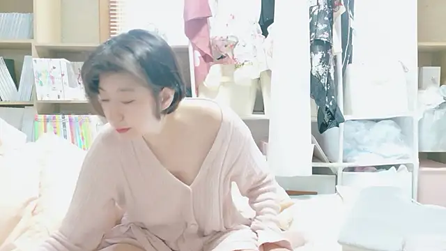 Snapshot of morikawa_sayaka chatting on May 25, 2026, 11:22 pm morikawa sayaka online show from May 25, 2026, 11:22 pm