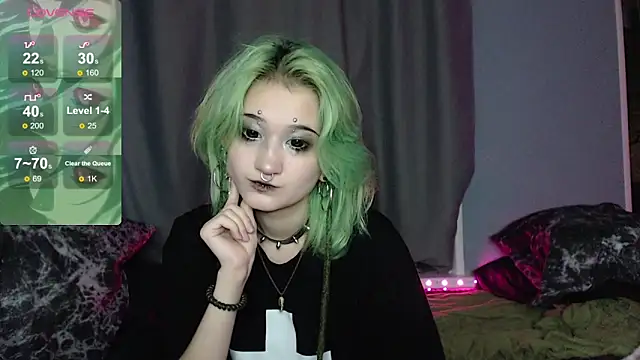 Milten-Trish online show from November 11, 2025, 8:42 pm