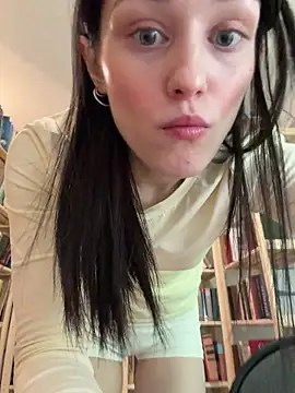 Snapshot of Mia_Mia_M chatting on June 11, 2026, 5:11 pm Mia Mia M online show from June 11, 2026, 5:11 pm