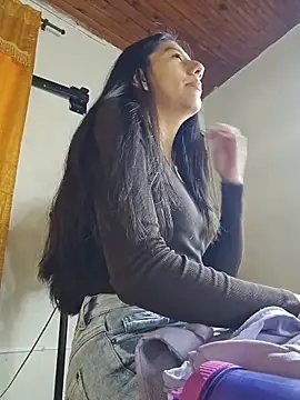 Snapshot of CarlaAlvez chatting on March 31, 2026, 1:44 pm CarlaAlvez online show from March 31, 2026, 1:44 pm