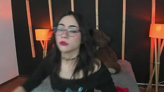 Snapshot of vampy_dolll chatting on January 3, 2025, 1:03 pm vampy dolll online show from January 3, 2025, 1:03 pm