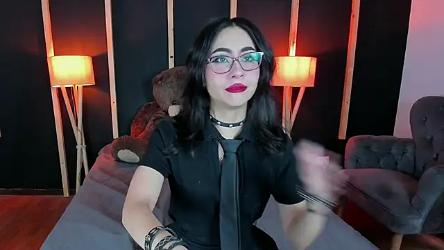 Snapshot of vampy_dolll chatting on January 17, 2025, 12:52 pm vampy dolll online show from January 17, 2025, 12:52 pm