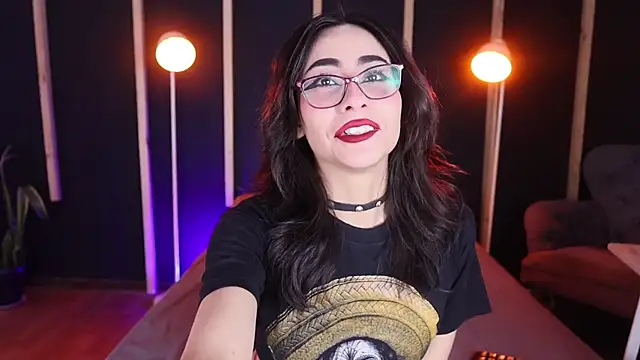 Snapshot of vampy_dolll chatting on February 4, 2025, 11:38 pm vampy dolll online show from February 4, 2025, 11:38 pm