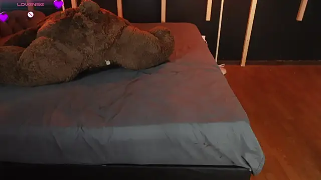 Snapshot of vampy_dolll chatting on March 8, 2025, 6:16 pm vampy dolll online show from March 8, 2025, 6:16 pm