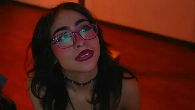 Snapshot of vampy_dolll chatting on March 15, 2025, 11:50 pm vampy dolll online show from March 15, 2025, 11:50 pm