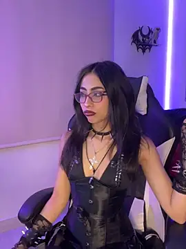 Snapshot of vampy_dolll chatting on October 27, 2025, 6:50 am vampy dolll online show from October 27, 2025, 6:50 am