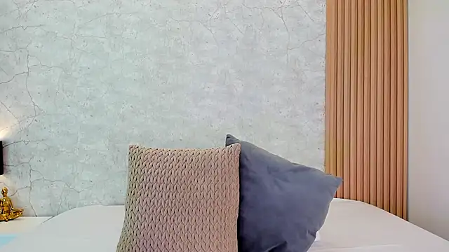 Snapshot of Freyaa__ chatting on March 19, 2025, 11:03 pm Freyaa online show from March 19, 2025, 11:03 pm