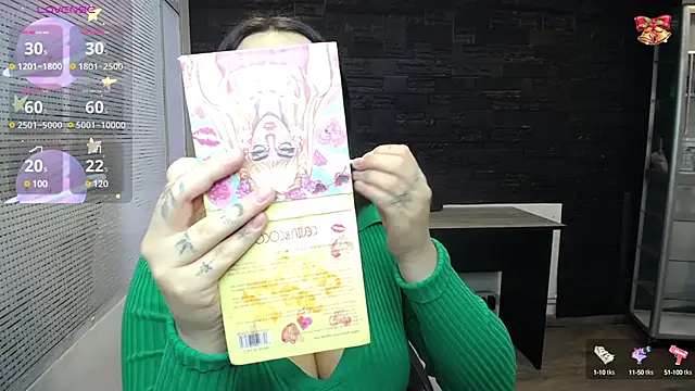 Snapshot of SaraBraun_ chatting on December 17, 2024, 12:22 pm SaraBraun online show from December 17, 2024, 12:22 pm