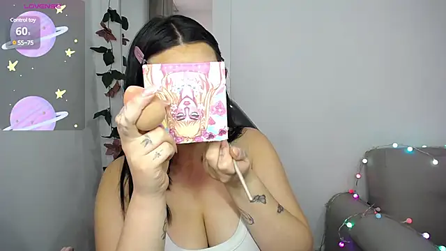 Snapshot of SaraBraun_ chatting on February 16, 2025, 8:22 pm SaraBraun online show from February 16, 2025, 8:22 pm