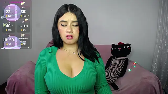 Snapshot of SaraBraun_ chatting on March 18, 2025, 7:53 pm SaraBraun online show from March 18, 2025, 7:53 pm