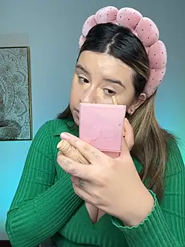 Snapshot of SaraBraun_ chatting on July 16, 2026, 4:02 pm SaraBraun online show from July 16, 2026, 4:02 pm