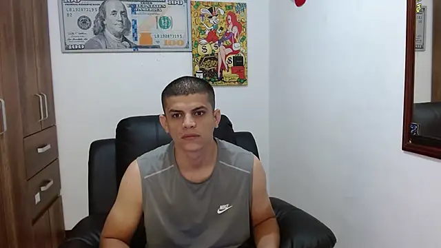 Snapshot of boss_of_cash chatting on December 1, 2025, 12:21 pm boss of cash online show from December 1, 2025, 12:21 pm